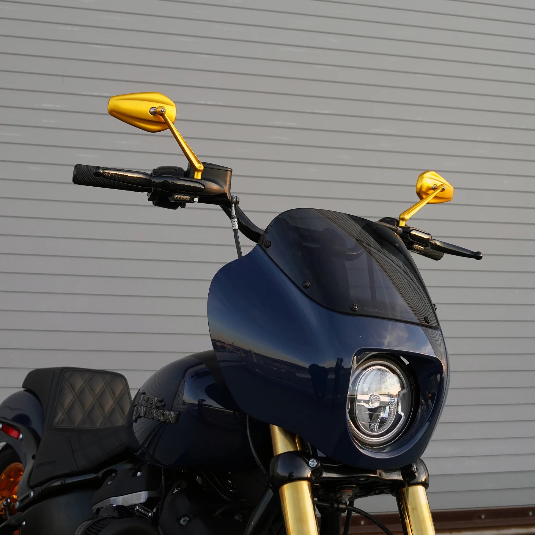 MINI STOCKER FORGED MIRRORS, GOLD